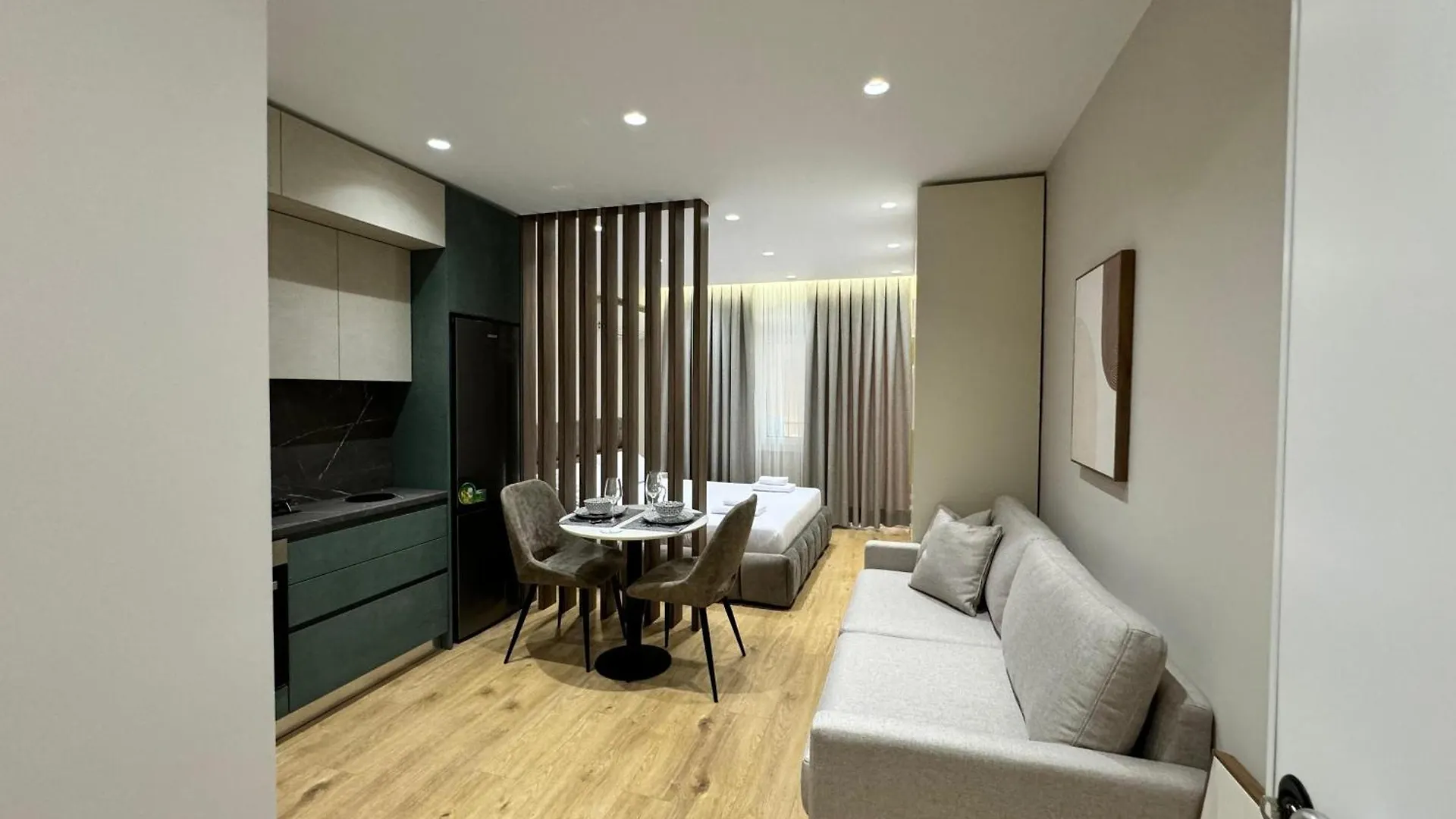 E&R Apartments At Myslym Shyri Tirana Albania